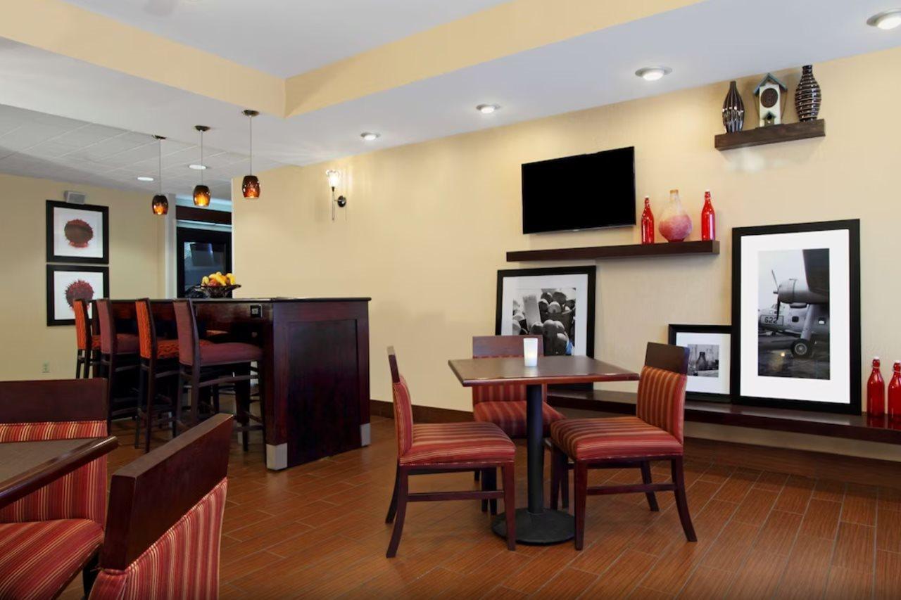 Hampton Inn Columbus-International Airport Gahanna Eksteriør bilde